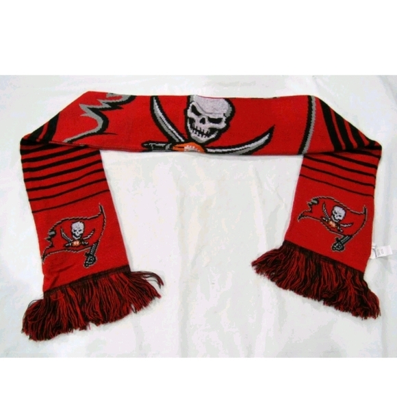 NFL Scarf Tampa Bay Buccaneers 2014 Big Logo Fans Show Support Team.Red Black. - Picture 2 of 6